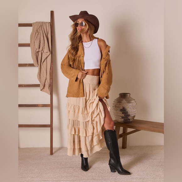 VICI Even Ember Suede Fringe Jacket in Camel, Size Small - Picture 6 of 12